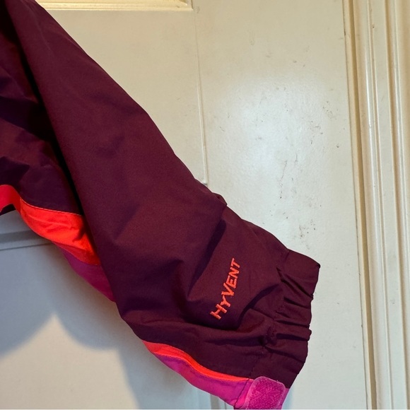 Kids 2T North Face Ski Jacket OUTER LAYER ONLY with Hood - Picture 2 of 9